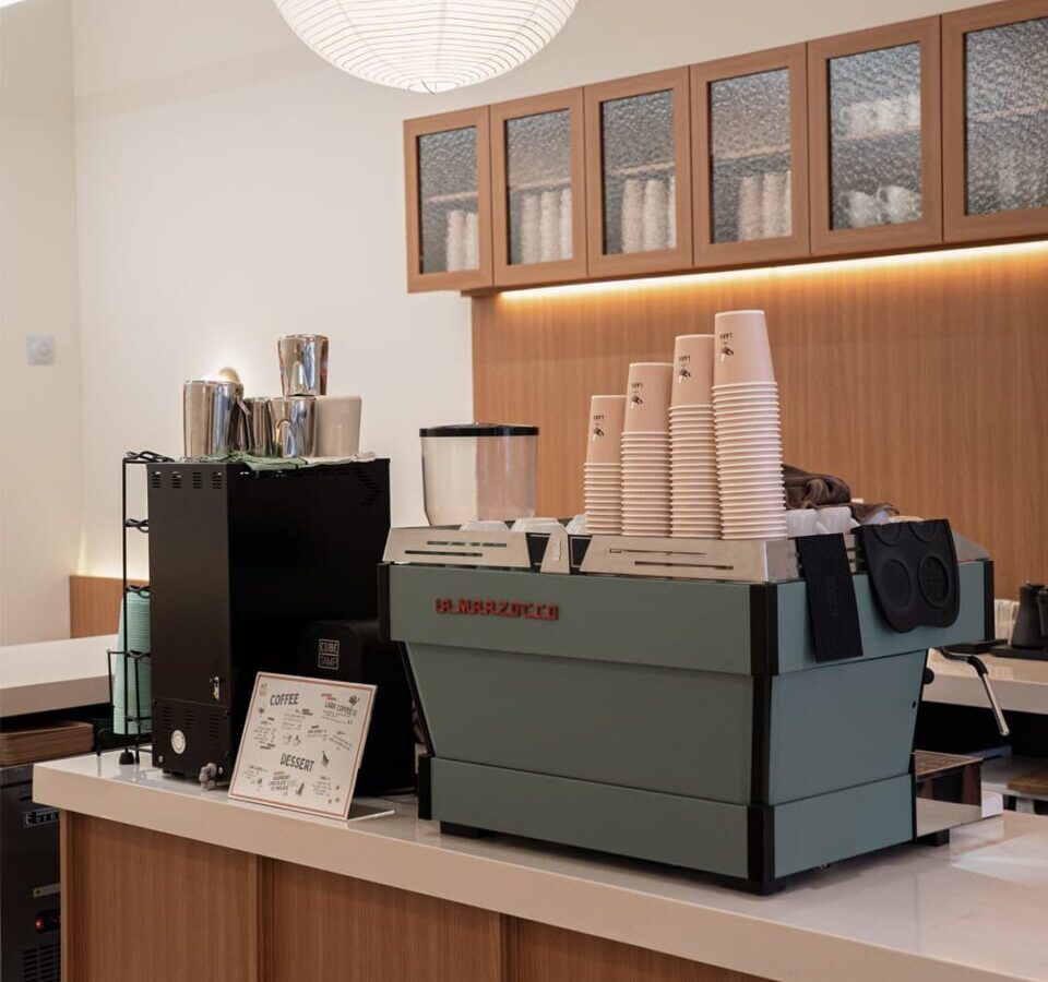 Cafe B